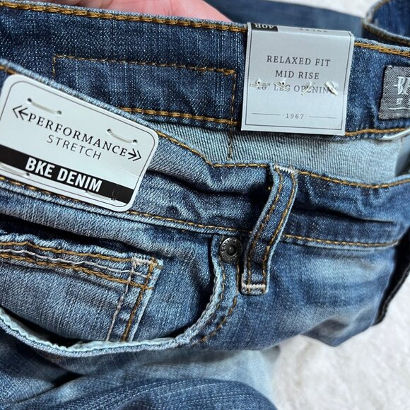 BKE Denim Tyler Straight Leg 40R Jeans Relaxed Fit Performance Stretch Mid Rise - Picture 4 of 5
